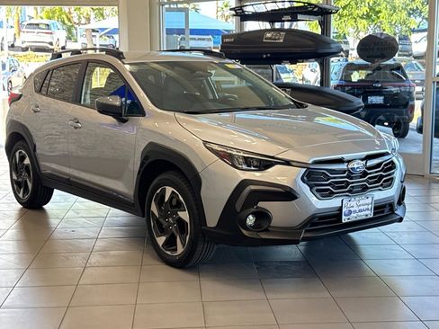 New 2026 Subaru Crosstrek 2.5i Limited w/ Crosstrek Mirror Package image 7