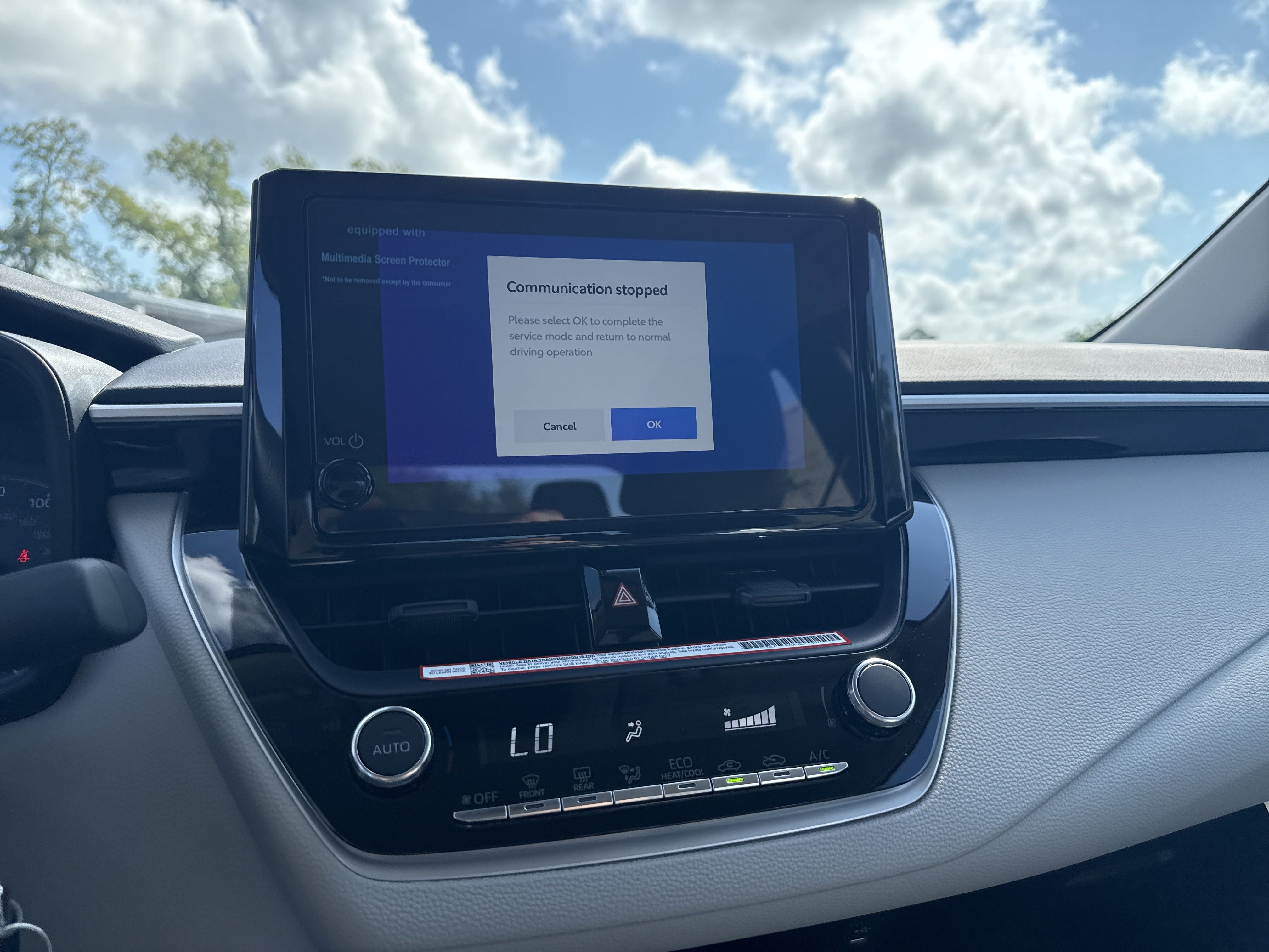 Used 2025 Toyota Corolla LE FWD image 19