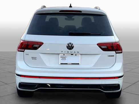 Used 2023 Volkswagen Tiguan SE R-Line AWD/4WD image 5