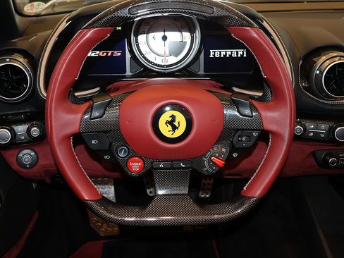 Certified 2021 Ferrari 812 GTS RWD image 83