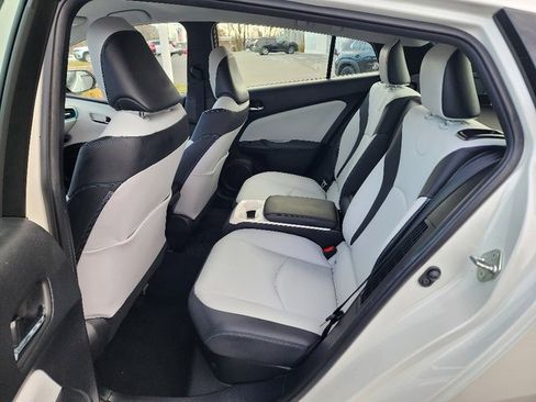 Used 2018 Toyota Prius Prime Advanced image 22