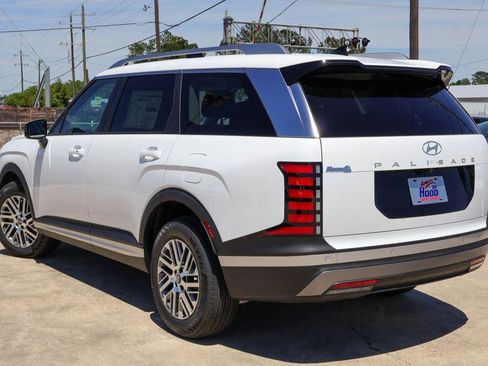 New 2026 Hyundai Palisade SEL FWD image 2