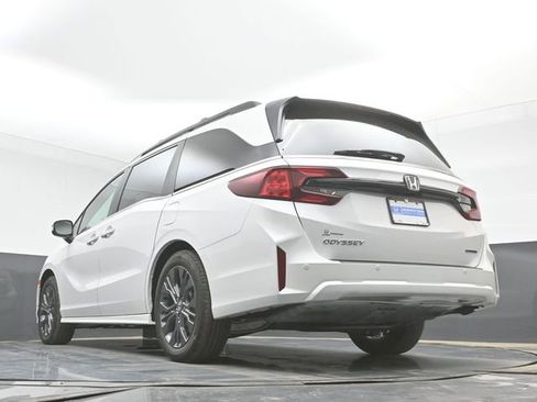 New 2026 Honda Odyssey Touring image 50