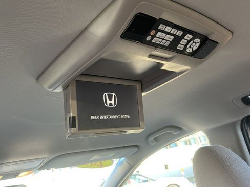 Used 2016 Honda Odyssey SE image 30