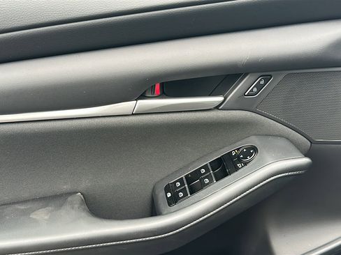New 2026 MAZDA MAZDA3 s FWD image 13