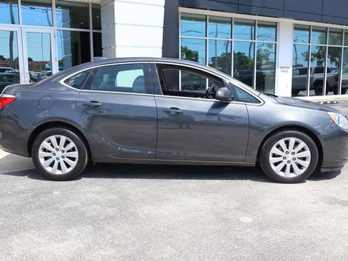 Used 2016 Buick Verano w/ Comfort Package FWD image 10