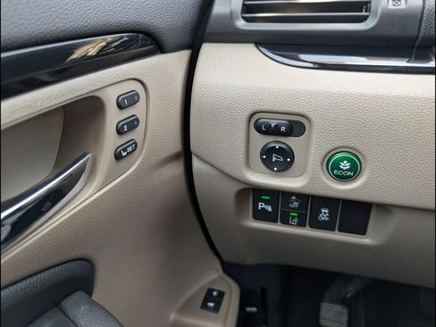 Certified 2021 Honda Pilot Touring image 14