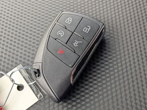 Used 2025 Chevrolet Equinox RS w/ Safety and Technology Package image 27