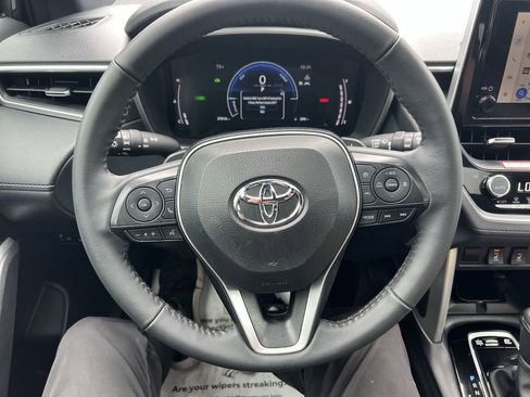 Used 2024 Toyota Corolla Cross AWD Hybrid w/ Convenience Package image 18
