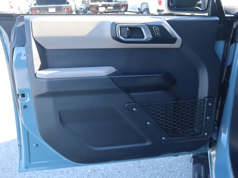 Used 2022 Ford Bronco Big Bend image 26