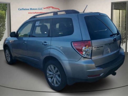 Used 2012 Subaru Forester 2.5X Premium w/ All-Weather Pkg image 4