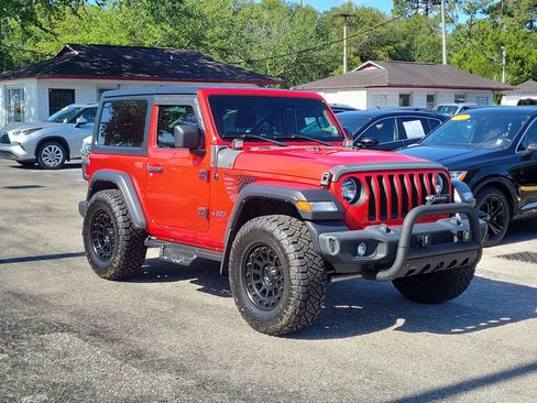 Used 2022 Jeep Wrangler Sport AWD/4WD image 35