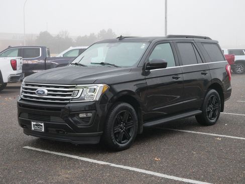 Used 2021 Ford Expedition XLT w/ Black Accent Package image 5