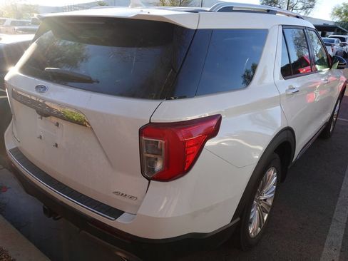 Used 2023 Ford Explorer Limited w/ Limited Technology Package AWD/4WD image 2