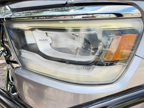 Used 2019 RAM 1500 Big Horn AWD/4WD image 9