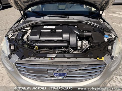 Used 2015 Volvo XC60 T6 Platinum AWD/4WD image 25