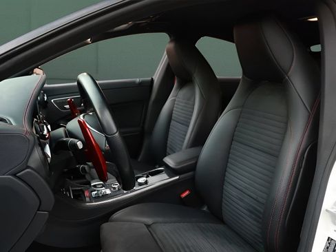 Used 2018 Mercedes-Benz CLA 45 AMG 4MATIC image 2