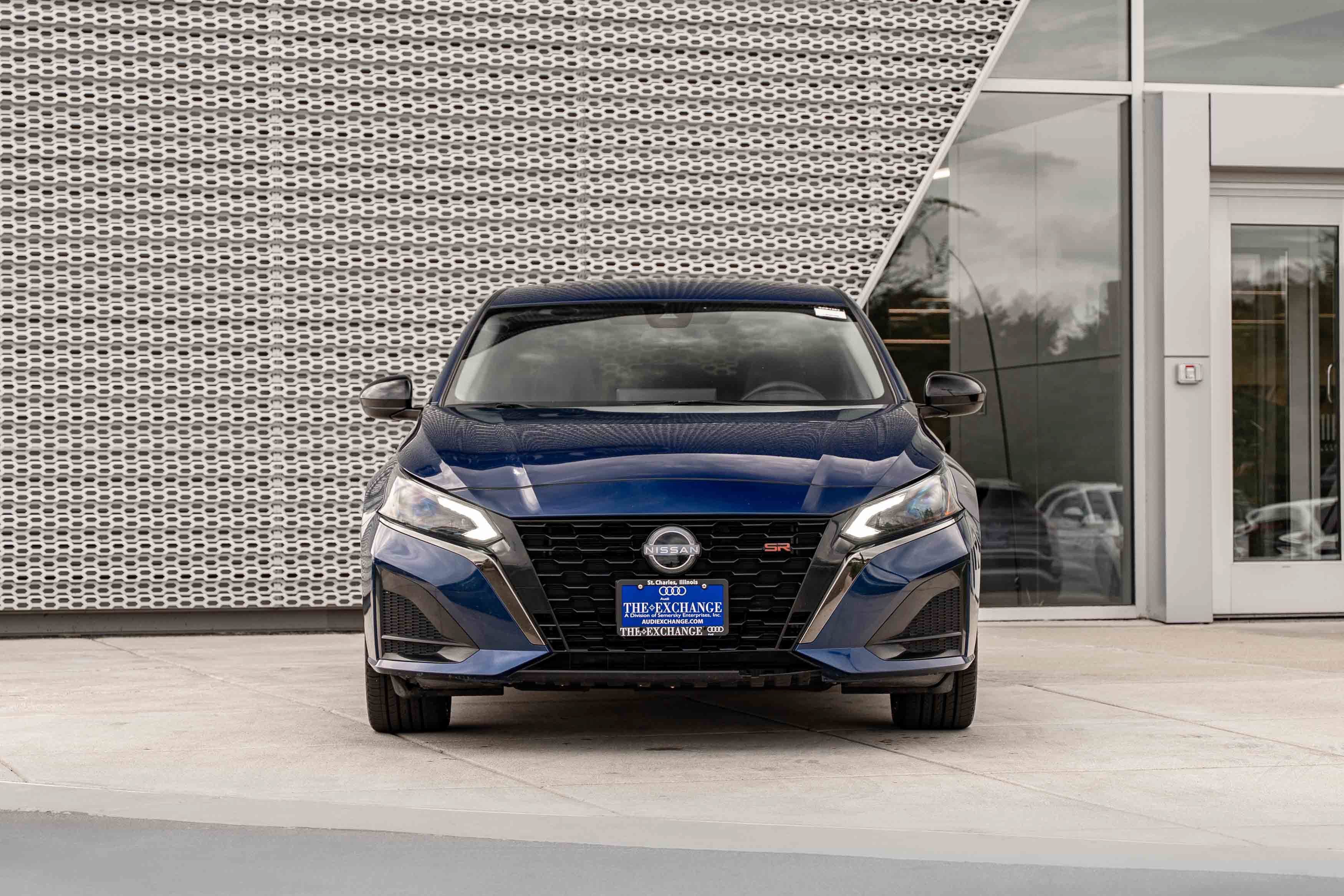 Used 2023 Nissan Altima 2.5 SR w/ SR Premium Package AWD/4WD image 27