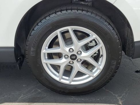 Certified 2024 Ford Edge SEL w/ Convenience Package AWD/4WD image 9