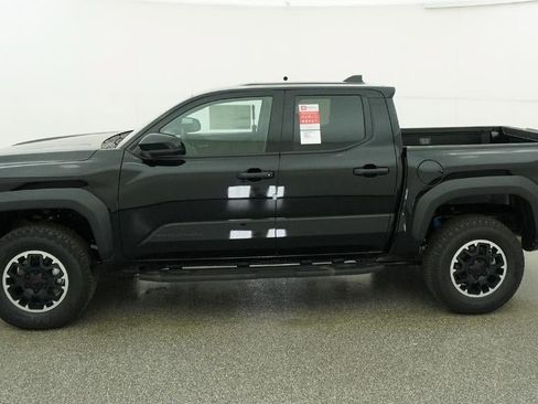 New 2026 Toyota Tacoma TRD Off-Road AWD/4WD image 3