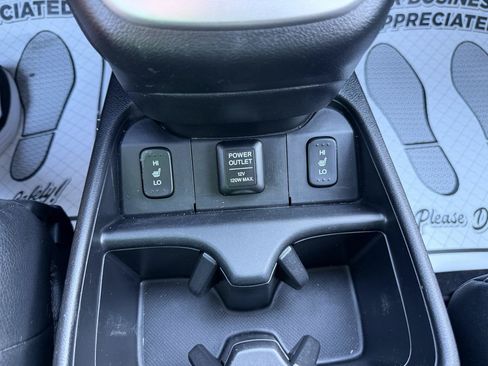 Used 2012 Honda CR-V EX-L image 17