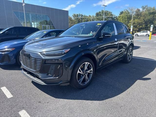 New 2027 Audi Q6 e-tron Premium Plus AWD/4WD image 2