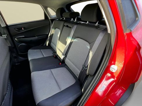 Used 2019 Hyundai Kona SEL image 17