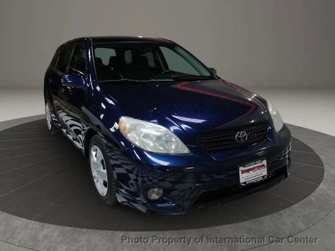 Used 2005 Toyota Matrix image 1