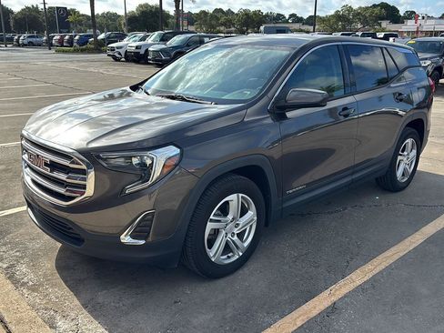 Used 2019 GMC Terrain SLE FWD image 3