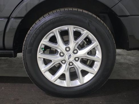 Used 2015 Ford Expedition Limited w/ Equipment Group 301A image 30