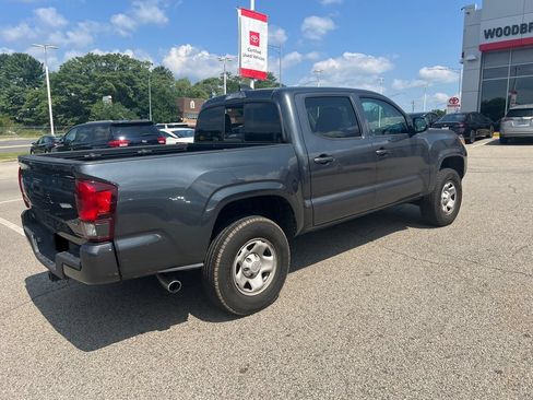 Used 2020 Toyota Tacoma SR AWD/4WD image 6