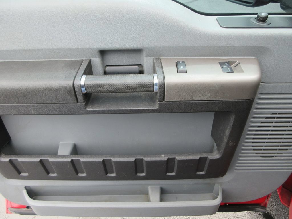 Used 2015 Ford F250 XLT RWD image 16
