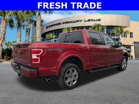 Used 2018 Ford F150 XLT w/ Equipment Group 302A Luxury AWD/4WD image 5