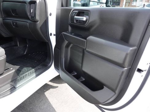 Used 2024 GMC Sierra 1500 Pro w/ Fleet Convenience Package AWD/4WD image 30