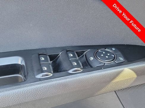 Used 2015 Ford Fusion SE FWD image 15