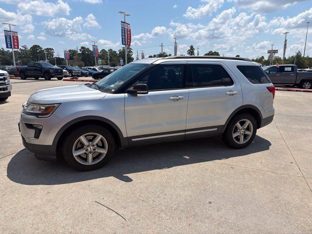 Certified 2019 Ford Explorer XLT w/ Equipment Group 202A FWD image 1