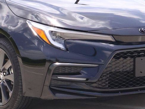 Used 2026 Toyota Corolla SE FWD image 7
