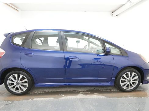 Used 2013 Honda Fit Sport image 9