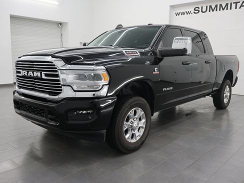 Used 2024 RAM 2500 Laramie AWD/4WD image 7