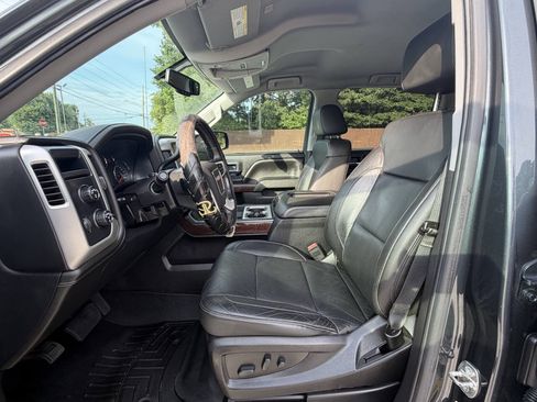 Used 2018 GMC Sierra 1500 SLT w/ SLT Premium Package AWD/4WD image 4