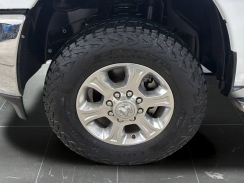 Used 2024 RAM 2500 Big Horn AWD/4WD image 15