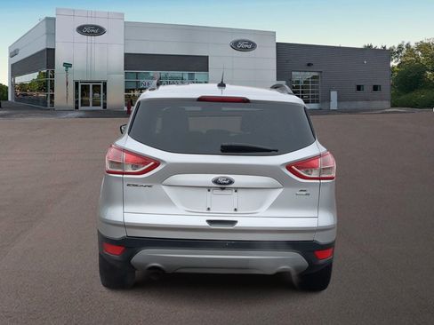 Used 2016 Ford Escape SE w/ SE Leather Comfort Package image 10