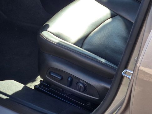 Used 2024 Chevrolet Malibu LT image 21