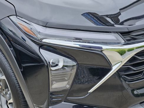 Certified 2024 Chevrolet Trax LT w/ Driver Confidence Package image 10