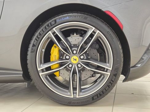 Used 2023 Ferrari Roma RWD image 15
