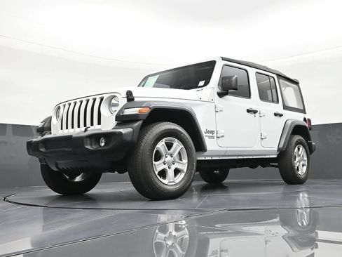 Used 2018 Jeep Wrangler Unlimited Sport AWD/4WD image 20