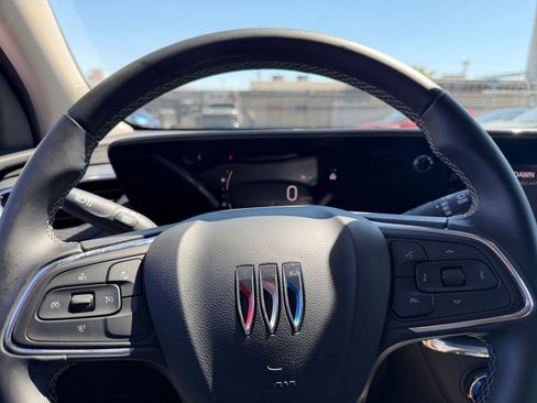 Used 2025 Buick Encore GX Preferred image 27