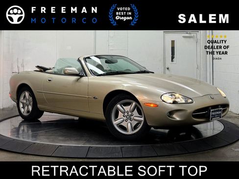 Used 1999 Jaguar XK8 Convertible image 1