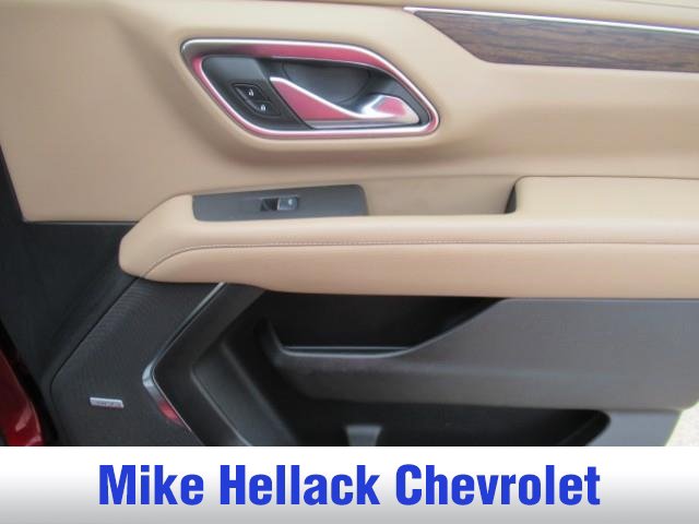 Used 2024 Chevrolet Tahoe Premier AWD/4WD image 11