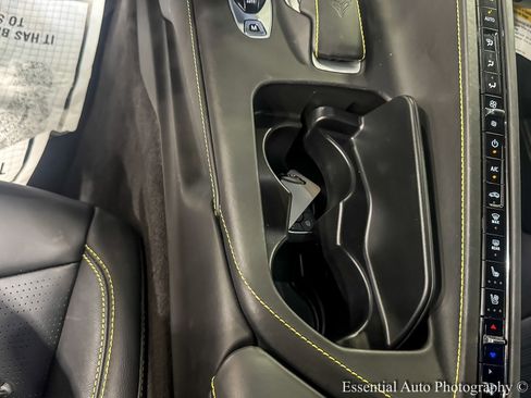 Used 2024 Chevrolet Corvette Stingray Premium Conv w/ Z51 Performance Package image 20